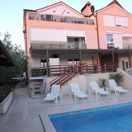 In Vodnjan/istrien 38207 Appartement Peroj
